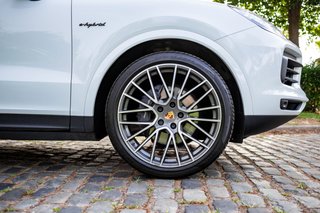 Porsche Cayenne 2023