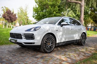 Porsche Cayenne 2023