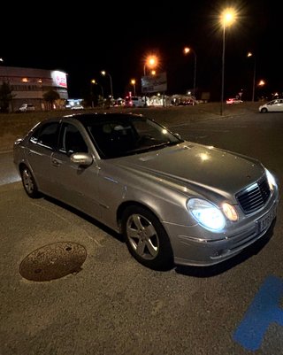 Mercedes-Benz Clase E 2004