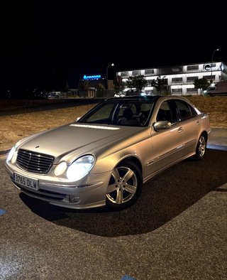 Mercedes-Benz Clase E 2004