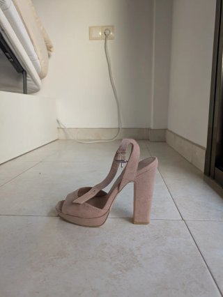 Zapatos de tacón New Look beige