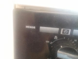 Cocina completa con fregadero y campana