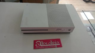 Xbox One S Blanca con Mando