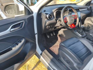 MG ZS 2023