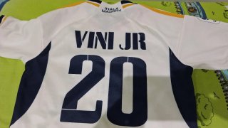 Conjunto Real Madrid niño Talla 26