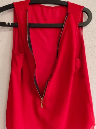 Blusa sin mangas de chica  Talla S-M.