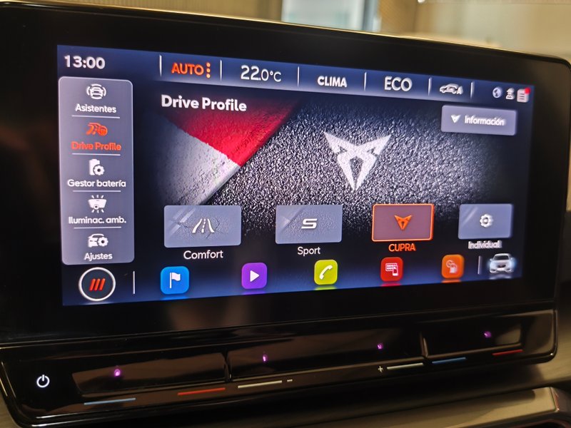 Cupra León 2022, foto 29
