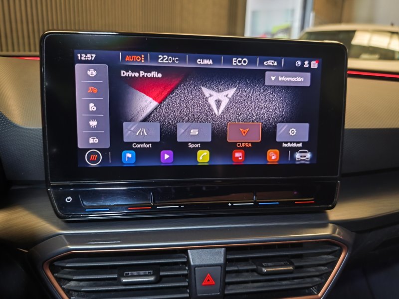 Cupra León 2022, foto 18