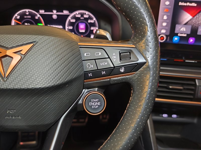 Cupra León 2022, foto 20