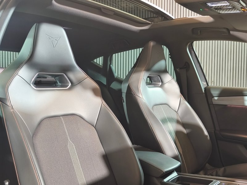 Cupra León 2022, foto 9
