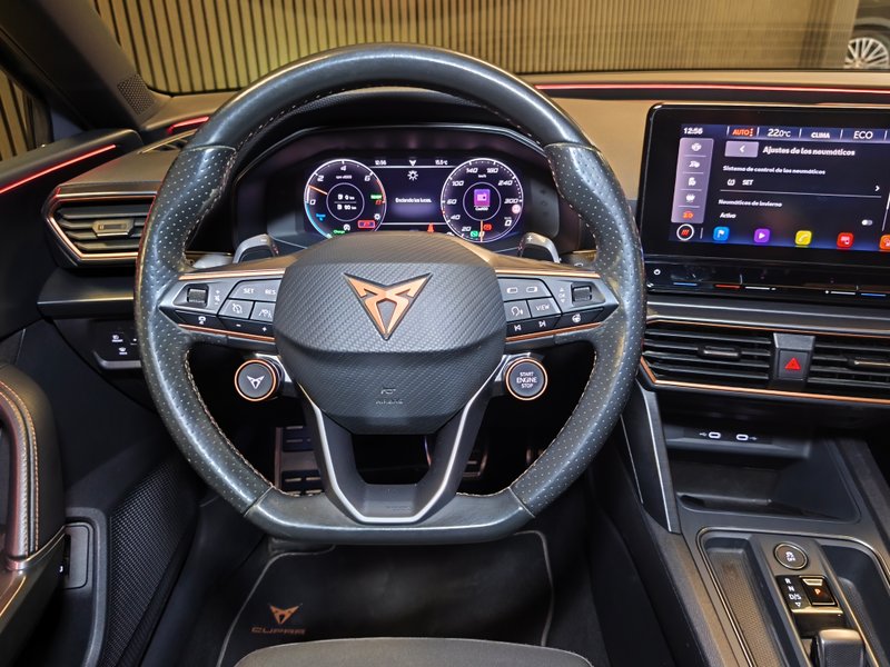 Cupra León 2022, foto 15
