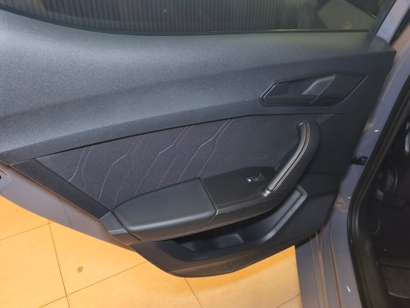 Cupra León 2022, foto 25