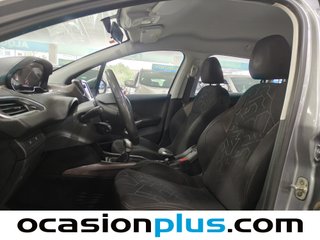 Peugeot 2008 VTI 82 Active 60 kW (82 CV)
