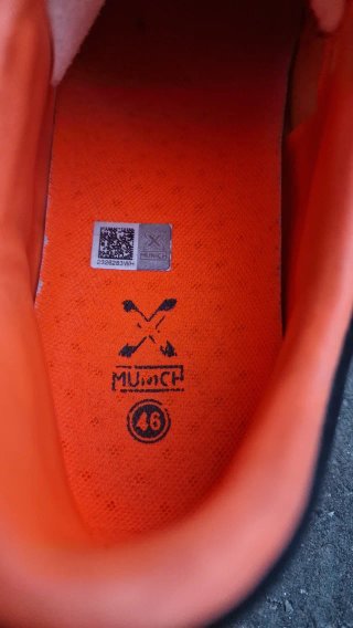 Botas Munich ONE TURF T46 como NUEVAS
