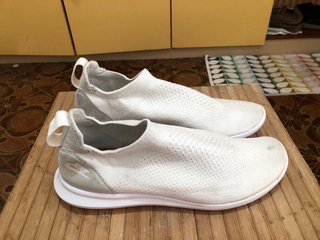 Zapatos Skechers Negros