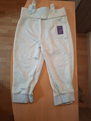 Traje de esgrima blanco