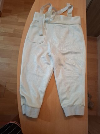 Traje de esgrima blanco