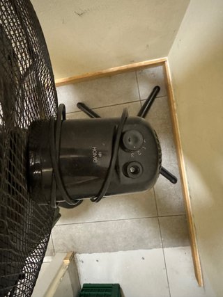 Ventilador de pie negro 3 velocidades