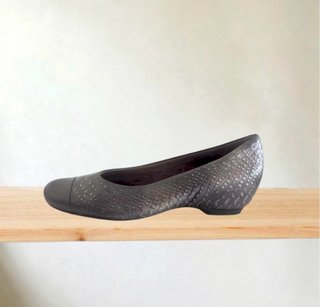 Talla 39. Zapatos de salón PITILLOS.