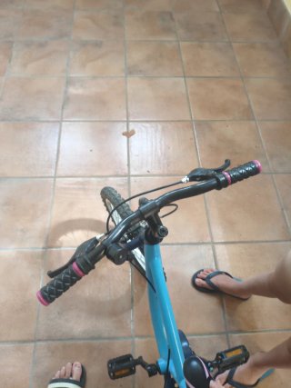 Bicicleta infantil azul