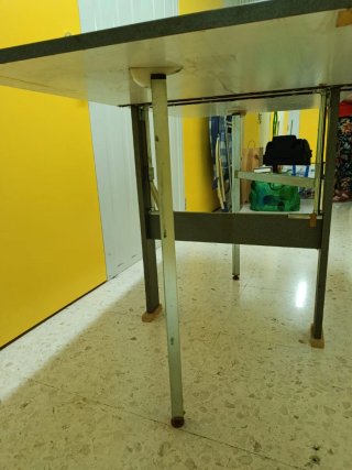 Mesa plegable 2 lados gris
