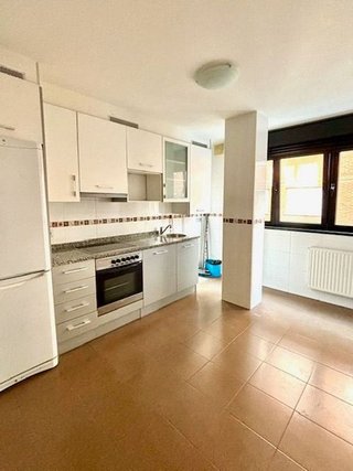 Piso en alquiler en El Llano en Gijón