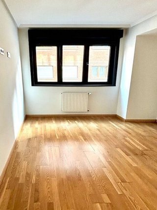 Piso en alquiler en El Llano en Gijón