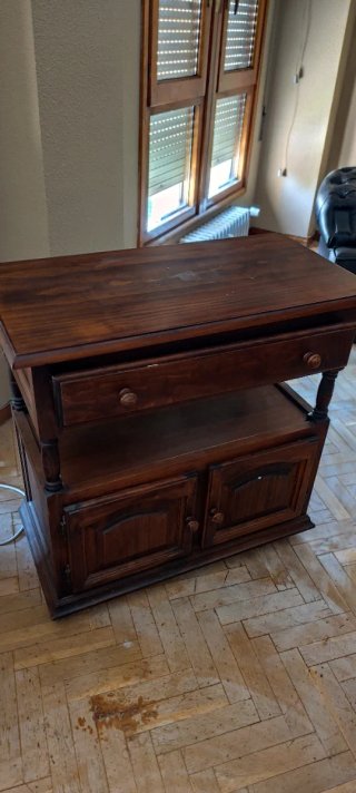 Mueble de madera elegante