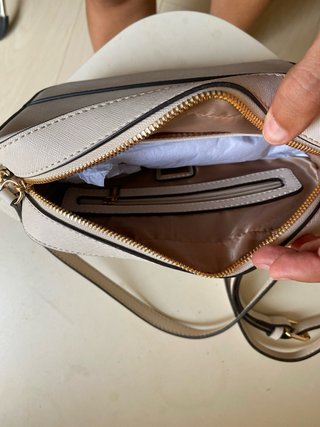 Bolso Guess Bandolera Stone