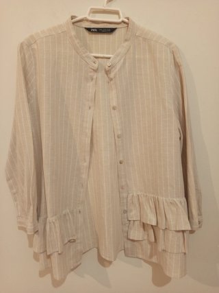 Camisa Zara Talla M Rayas Beige y Blancas
