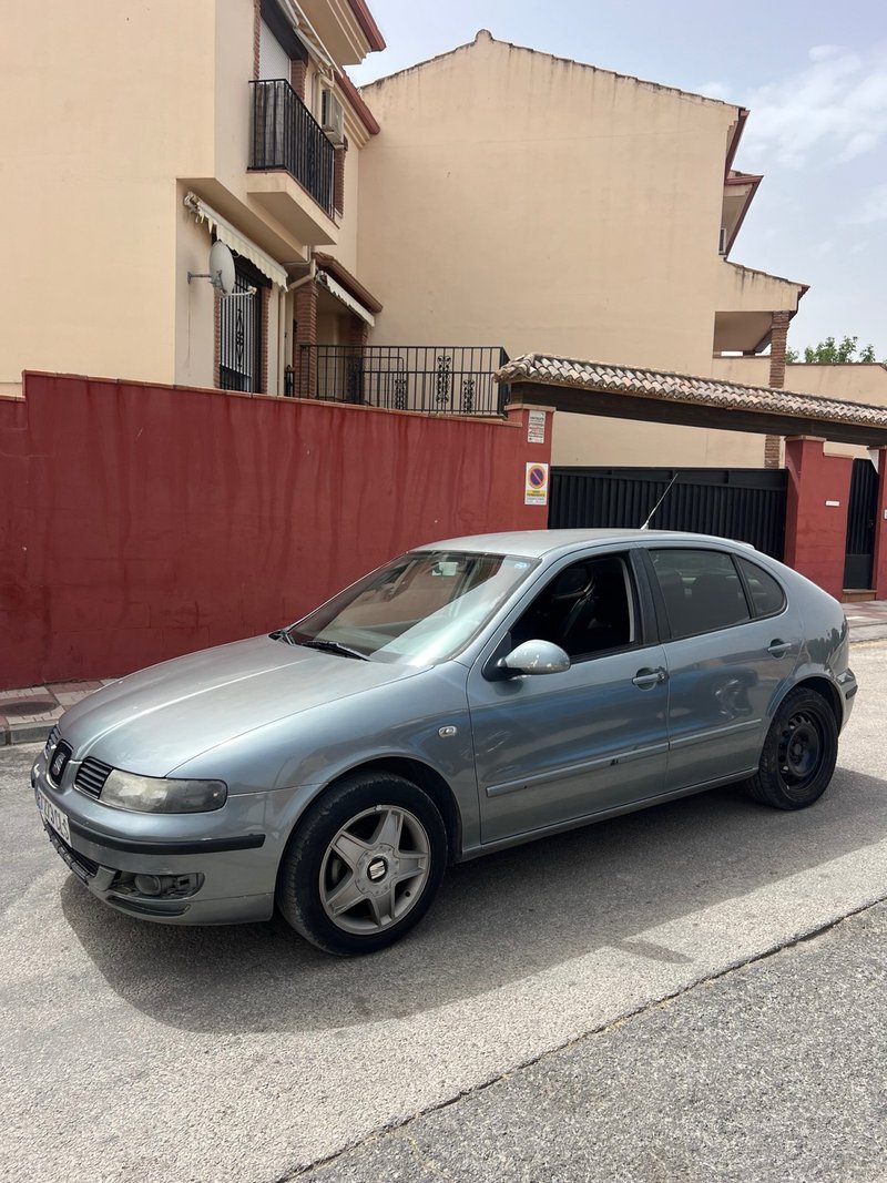 SEAT Leon 2004 - foto 1