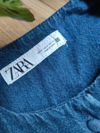 Chaleco vaquero Zara azul entallado algodón