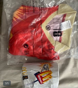 Camiseta McDonald's Mundial varias tallas + Vaso