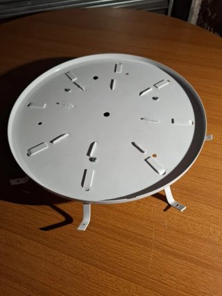 Plafoniera grande in metallo bianco