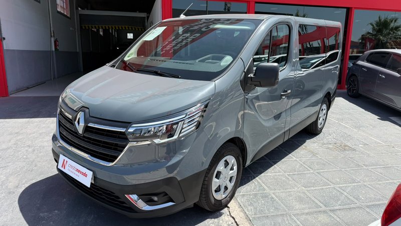 CUOTA 510 € Renault Trafic 2024 - foto 1