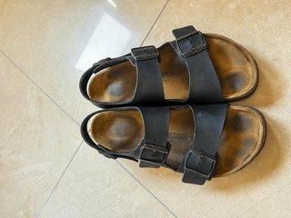 Sandalias Birkenstock Milano T39 Negras Originales