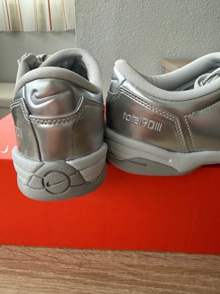 Nike Total 90 Talla 38 Plata