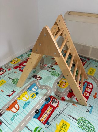 Triángulo de Pikler para escalar