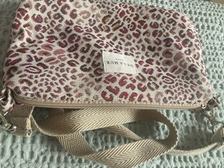 Bolso juvenil estampado animal print Sin estrenar
