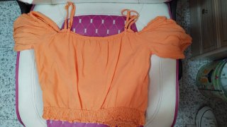 Top Bershka naranja talla XS