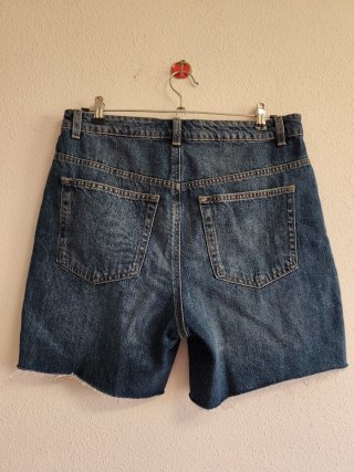 Bermudas vaqueras de chica talla 42 de Primark.