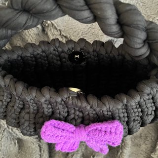 Bolso Crochet Negro Lazo Morado Artesanal