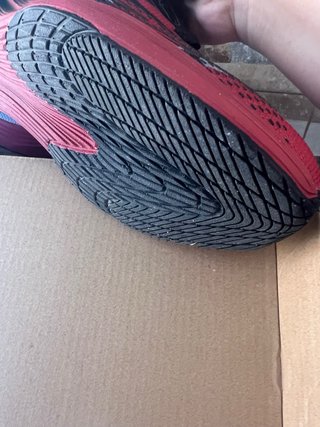 Zapatillas Fila Hombre Rojo y negro