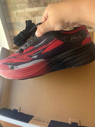 Zapatillas Fila Hombre Rojo y negro