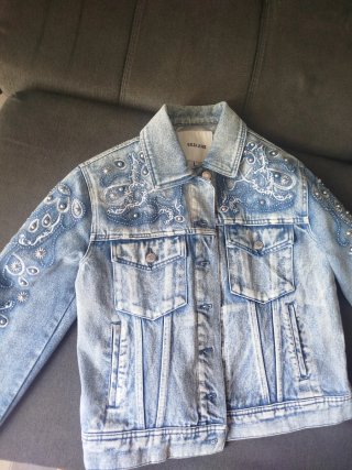 Chaqueta Salsa Jeans perlas de entretiempo
