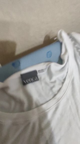 Camiseta Venca blanca manga larga con cadena