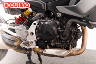 BMW F 900 XR