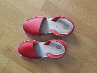 Sandalias rojas talla 39