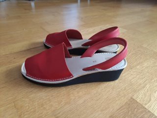 Sandalias rojas talla 39