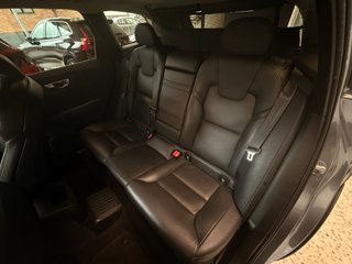 Volvo XC40 2021